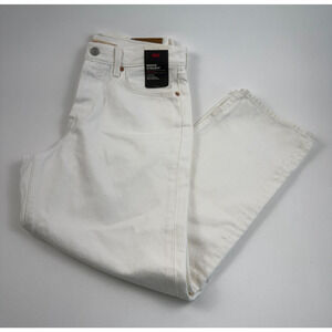 Levi's Premium Women Wedgie Straight Fit High Rise Jeans 30x26 White NWT